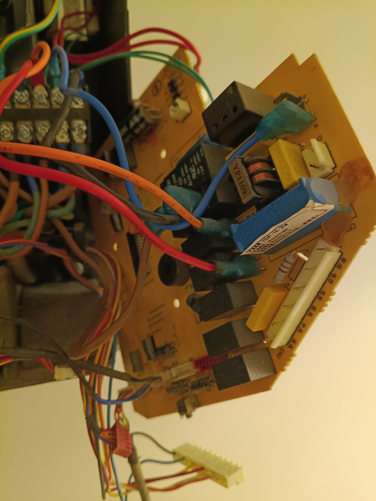 صيانة مكيفات سبلت مركزي الأحمدية(0597403190)